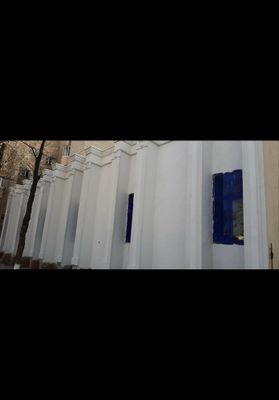Srochno bino sotiladi