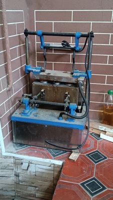 Koffe uchun nonli stakanchik chiqazadigan aparat