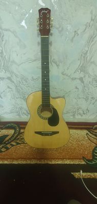 Gitara koreski yangi