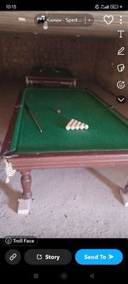 Sotiladigan bilyart bor bir juft remont qilingan ishlashga tayyor
