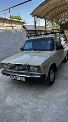Lada 2104 sotiladi