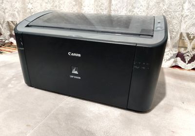 Printer LBP 2900 (oq qora) sotiladi