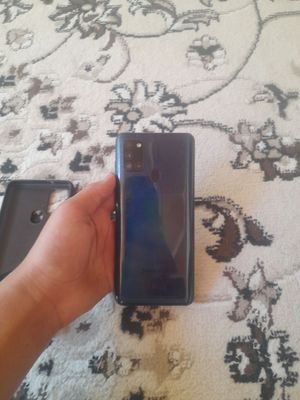 Telefon sotiladi holati yaxwi