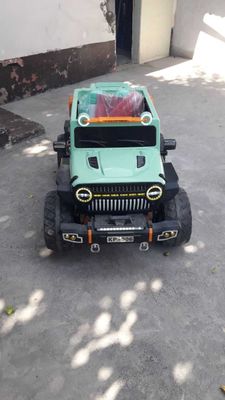 Bolalar Moshinasi Jeep 4x4
