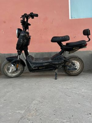 Skuter sotiladi yaxshi