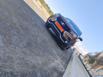 Lada Xaray cross ful