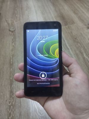 Смартфон андроид micro max Q 335