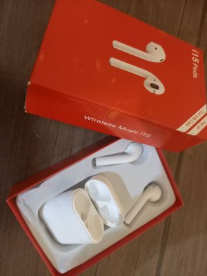 i15 Pods