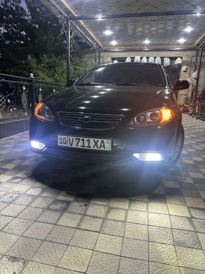 Продается джентра черная
