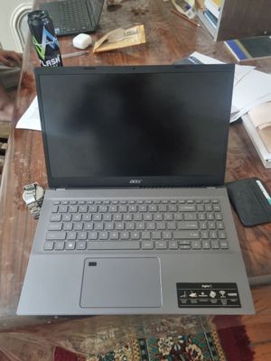 Acer aspire 5 sotiladi