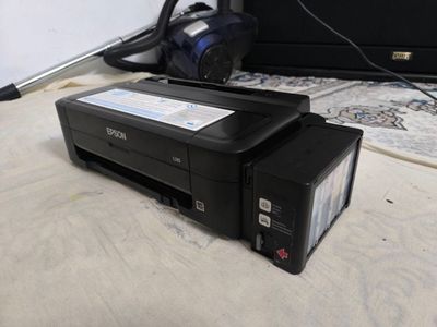 Epson L 110 Rangli Printer Xolati Tiniq Kam ishlagan srochno