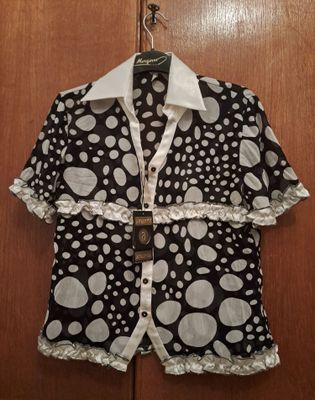 Тройка аёллар кийими