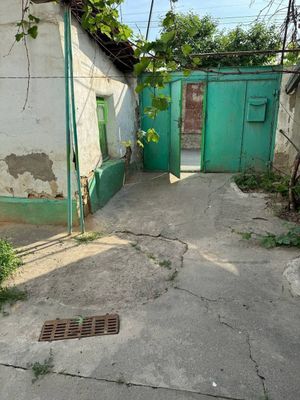 ПАРКЕНТСКИЙ м-в(Осие клиника)! Дешёвая цена! Срочная продажа!!!