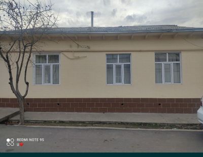 Uchastka sotiladi srochna