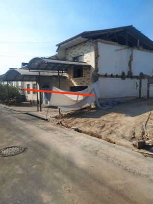 Hovli sotiladi