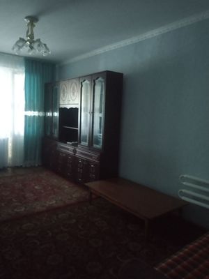 Продается 3-х комнатная, 6 мкр, г. Зарафшан