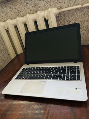 Asus noutbuk holati ideal turibdi nrax arzon