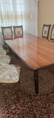 stol 12 kishilik yaxsh xollatda