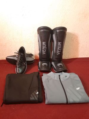 Nike krasofka 43 r.Nike dvoyka 2xl.Venum futa