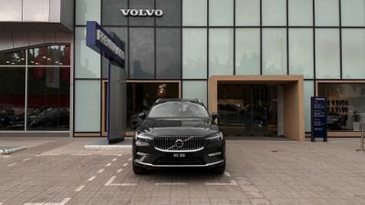 Продается новый Volvo XC60 гибрид фул с официальной гарантией