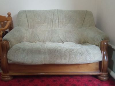 Divan Sotiladi