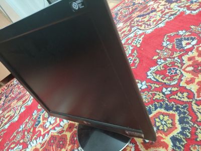 Монитор LG flatron L1760SR
