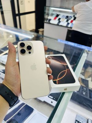 iPhone 16 Pro Max 256 gb desert