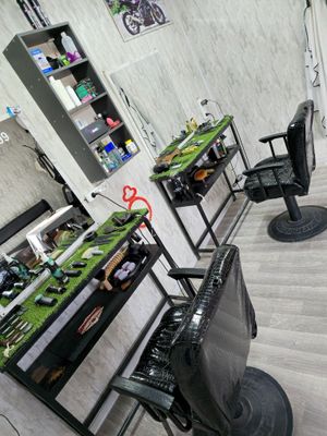 Сартарошхона учун мебель