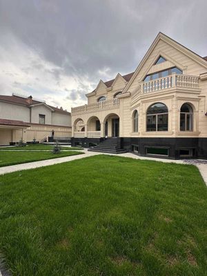 м.Буюк Ипак Йули ин-т Маданият 9-комн 3-уровня 1000 м² 9-соток ремонт