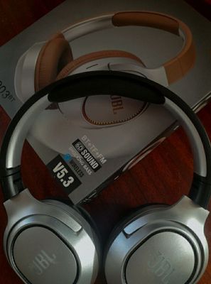 Simsiz Quloqchinlar Bluetooth li sotiladi