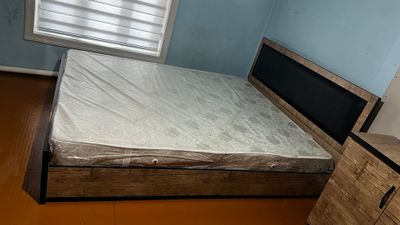 Krovat matrasi bn sotiladi holati yaxshi