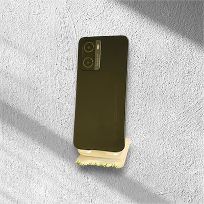 Oppo A77s sotiladi 128/8+8Gb