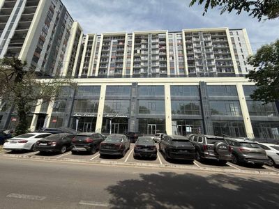 ПРОДАЕТСЯ! Помещение 1000 м2 (можно поделить) Яккасарай,Шота Руставели