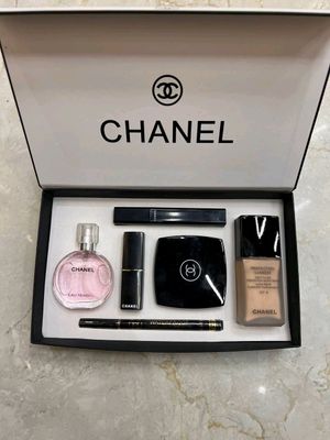 CHANEL 6 in 1 kosmetik nabor