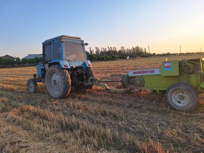 MTZ.80.1996 yilda ishlab chiqarilgan PIRISPADBORCHIK KLLAS 55