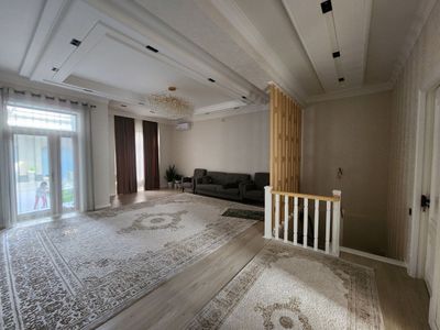 СРОЧНО!!! Продается Охунбобоев 3,2 сотих 5 та хона 1 та холл Ор: Макро