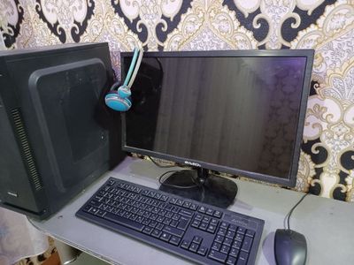 Kompyuter sotiladi