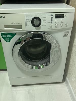 Стиральная машина Lg  8 кг в хорошем состояние …..