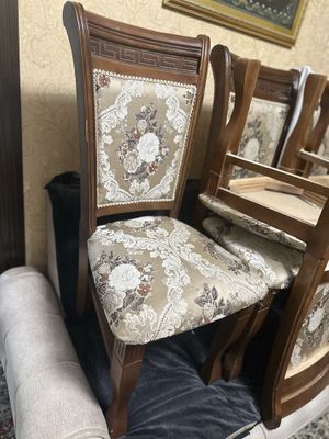 Стул для гостиной