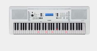 Продаётся синтезатор Yamaha EZ‑300 (в коробке)