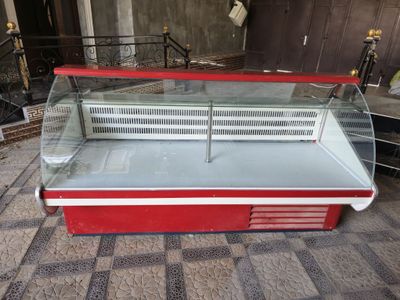 Витрина Холодильник