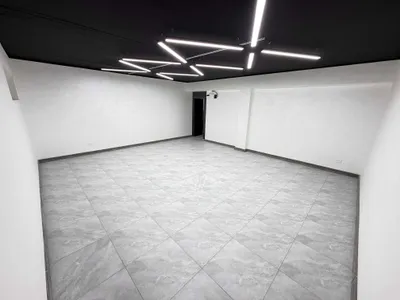 Сдаётся в аренду Офис/ Склад/ Шоурум. Чиланзар Ц квартал, окшом 38КВм