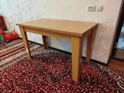 Стол сатылады. 130 х 70 см