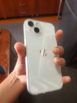 Продам iphone 13