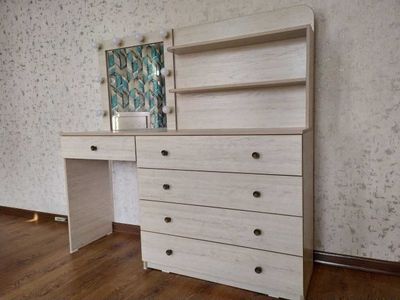 Продается Комод - Трюмо