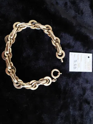 Золотой браслет продаётся