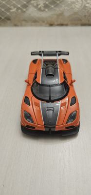 Моделька Koenigsegg Agera 1.32 маштаб