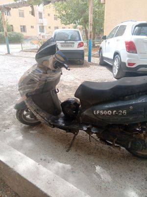 Skuter sotiladi real moto 80 kub