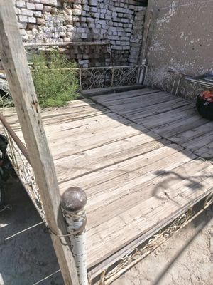 кроват