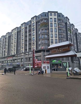 Продам 2-4х ком. Ж/К China House